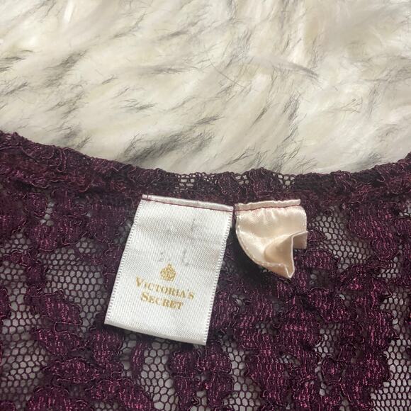 Vintage Gold Tag Label Victorias Secret Top - Picture 2 of 9